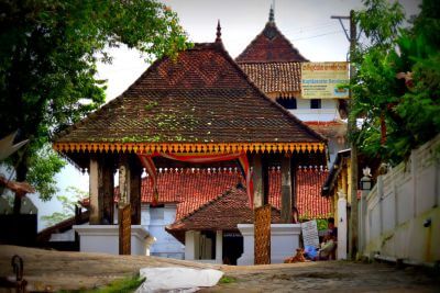 Lankathilakaya Temple