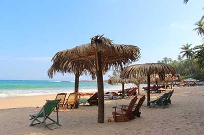Tangalla Beach | chauffeuremillankatours.com